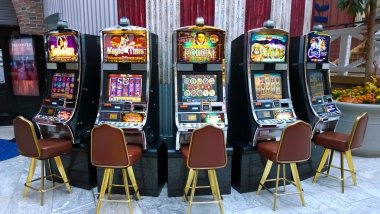 mansion Tembak Ikan UI showing shot-cost selector, multiplier legend, and balance display